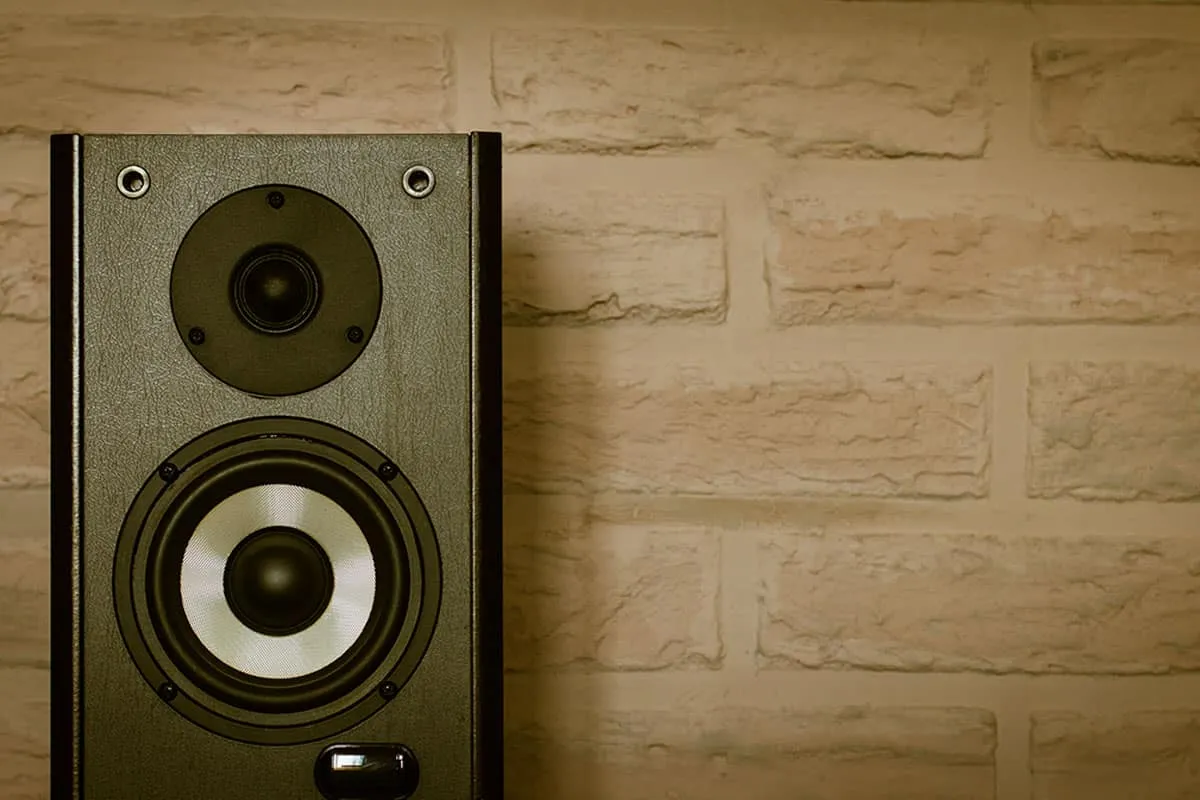 How To Break In New Speakers Properly [A Simple Guide]
