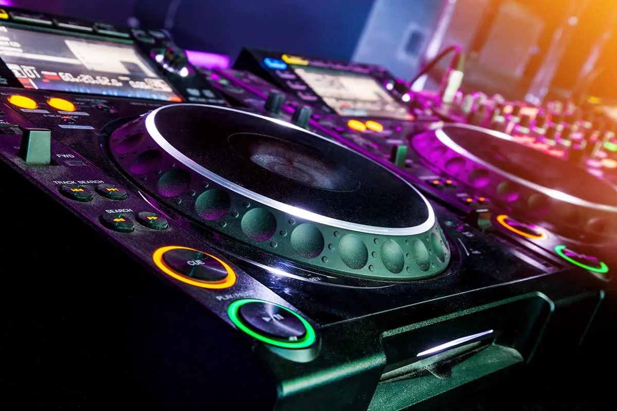 How To Use A DJ Loop In Your Sets