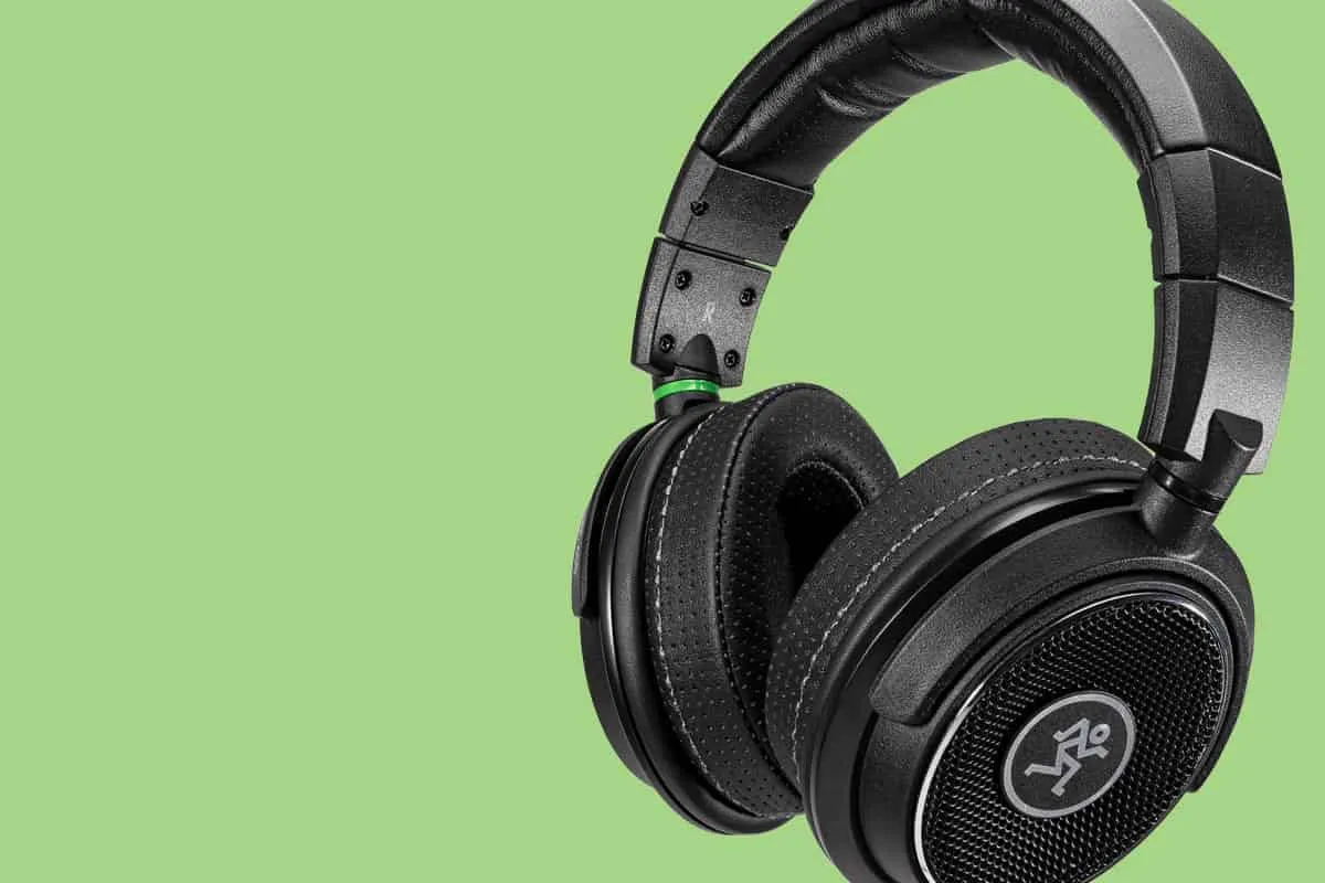 Mackie MC-450 Review [2026] - Fantastic Sound And Features
