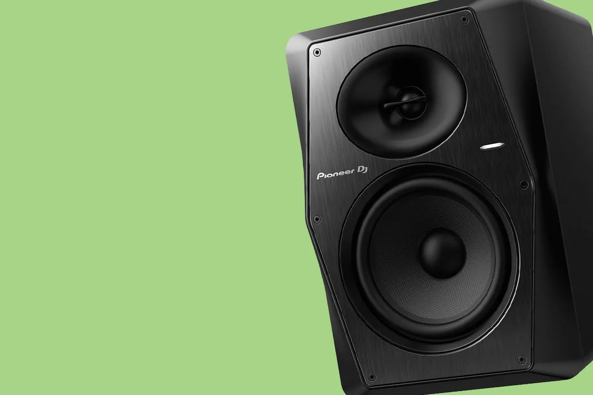Pioneer VM-70 Review [2026] - Excellent For DJ Sessions