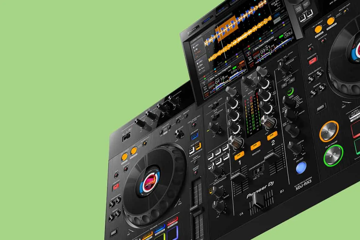 Pioneer XDJ-RX3 Review [2026] - Superb Screen And Features