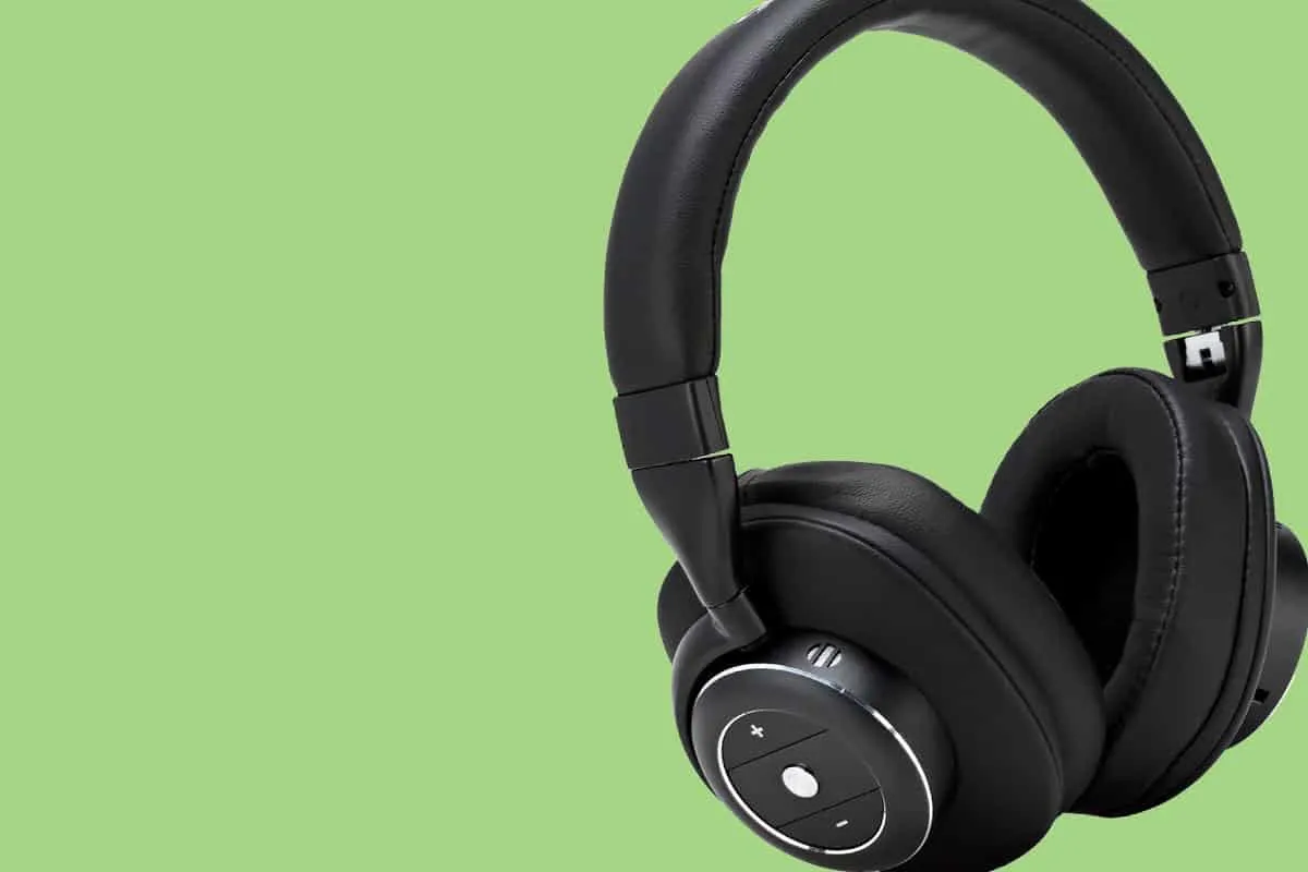 PreSonus Eris HD10BT Review [2026] - Dependable Headphones