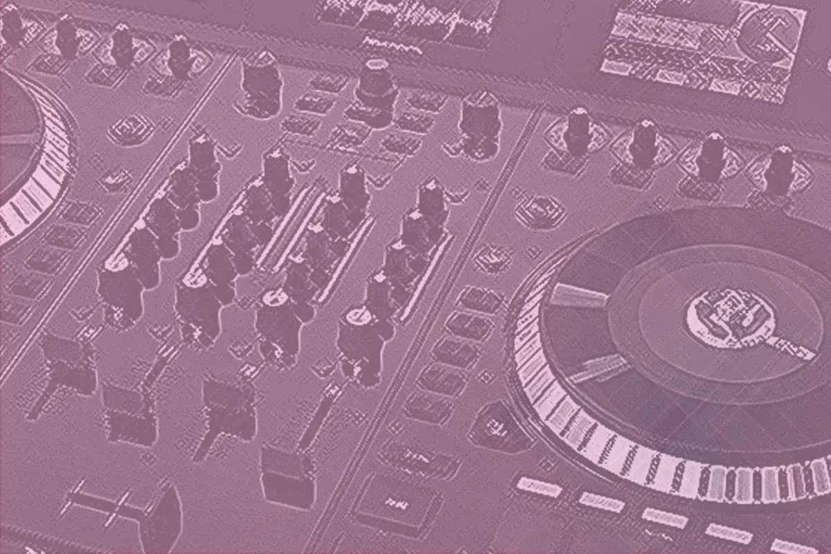 Best DJ Controllers For Scratching In 2026 [Review & Test]