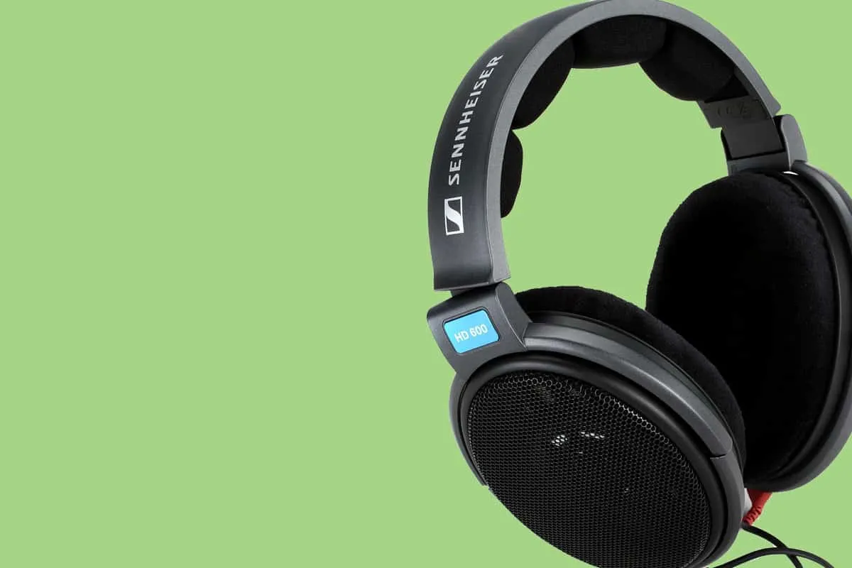 Sennheiser HD 600 Review [2026] - Iconic Neutral Headphones