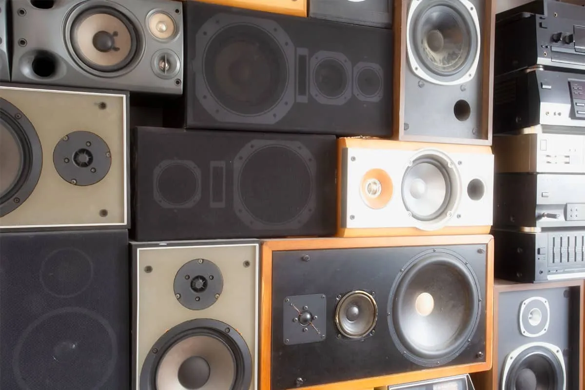 Studio Monitors Vs. Speakers [The Difference Explained]