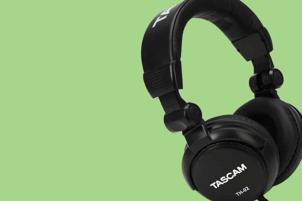Tascam TH-02 Review [2026] - Dirt-Cheap DJ Headphones